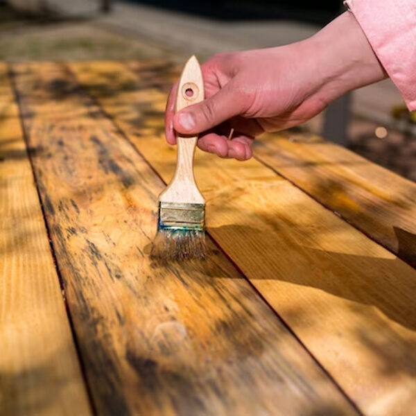 The Ultimate Guide to Choosing the Best Paint for Your Picnic Table